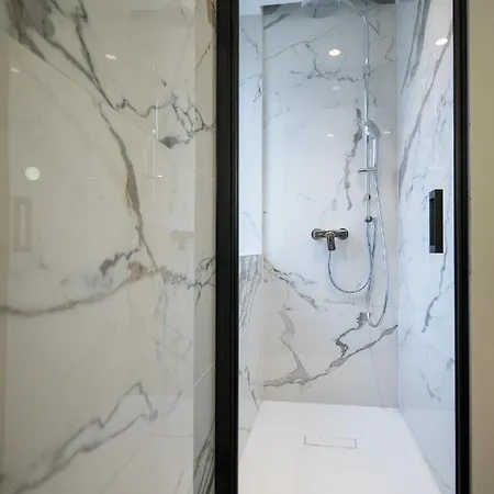 Luxury Contesa *