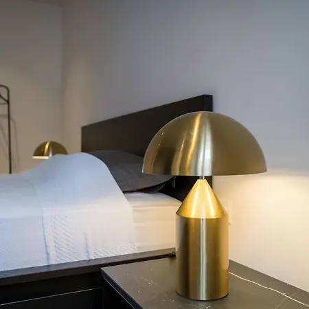 Luxury Contesa * Ρόβινι